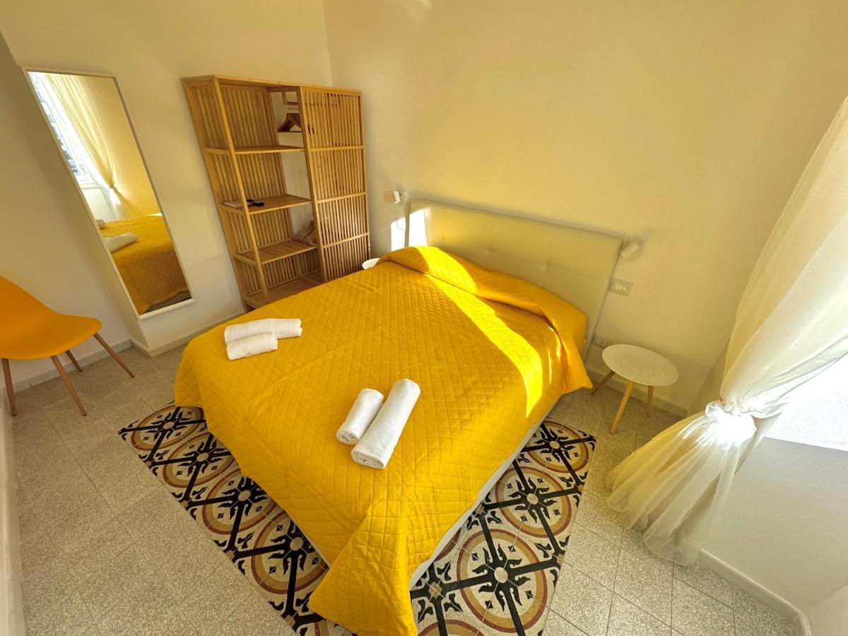 Al Castello 1 Hotel Riomaggiore Bagian luar foto