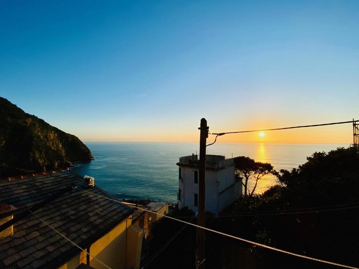 Al Castello 1 Hotel Riomaggiore Bagian luar foto