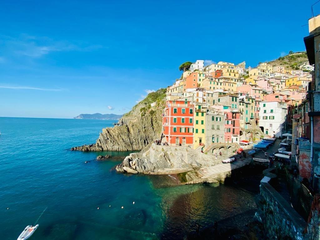 Al Castello 1 Hotel Riomaggiore Bagian luar foto